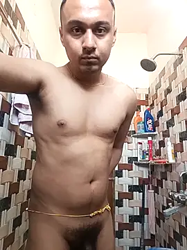 Snapshot of Uzieham22 chatting on March 28, 2026, 3:51 am Uzieham22 online show from March 28, 2026, 3:51 am