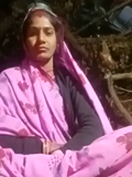 Snapshot of Na_riya_678 chatting on January 12, 2026, 5:42 pm Na riya 678 online show from January 12, 2026, 5:42 pm