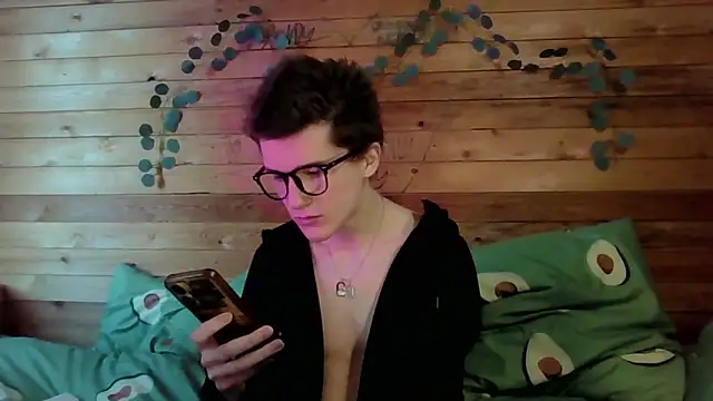 Snapshot of Sasha_bb21 chatting on February 5, 2026, 10:22 am Sasha bb21 online show from February 5, 2026, 10:22 am