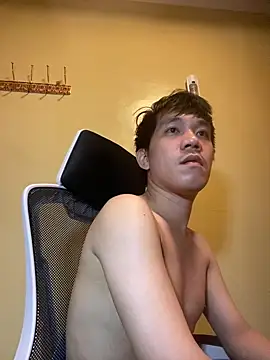 asian guy67 online show from February 6, 2026, 1:40 pm