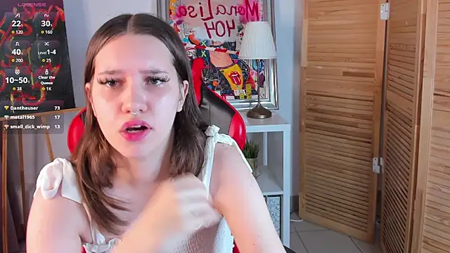 Snapshot of MollysMiawko chatting on February 5, 2026, 2:46 pm MollysMiawko online show from February 5, 2026, 2:46 pm