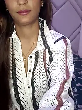 TrendyTales  online show from February 16, 2026, 4:27 pm