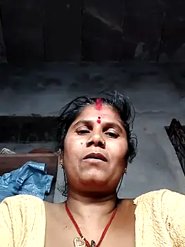 Snapshot of Hot_di97 chatting on May 11, 2026, 1:45 pm Hot di97 online show from May 11, 2026, 1:45 pm