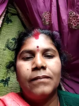 Hot di97 online show from February 19, 2026, 8:28 pm