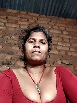 Hot di97 online show from April 18, 2026, 8:53 pm