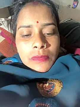 Snapshot of Hot_bh64 chatting on January 17, 2026, 5:05 pm Hot bh64 online show from January 17, 2026, 5:05 pm