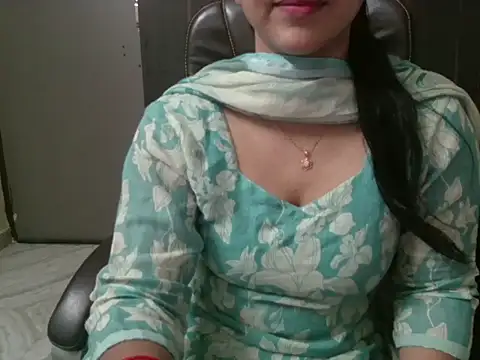 Snapshot of Adaa7 chatting on June 6, 2026, 8:47 pm Adaa7 online show from June 6, 2026, 8:47 pm