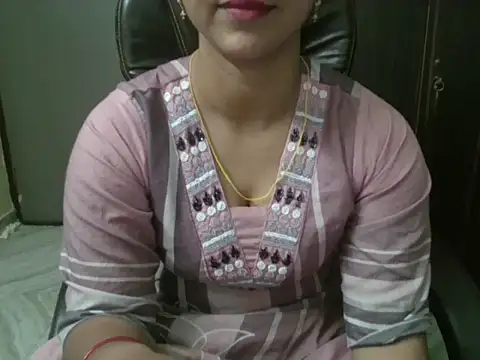 Snapshot of Adaa7 chatting on May 21, 2026, 5:21 pm Adaa7 online show from May 21, 2026, 5:21 pm