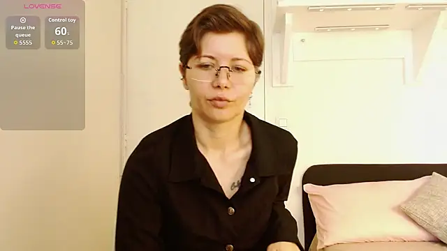 Snapshot of Alexxa_XX chatting on March 2, 2026, 2:13 pm Alexxa XX online show from March 2, 2026, 2:13 pm