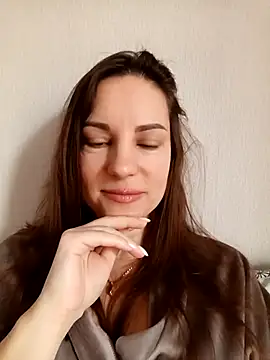 She-Moon online show from February 20, 2026, 6:59 am