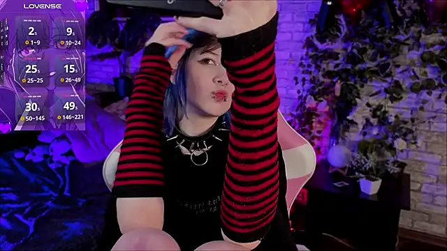 Snapshot of Ashley_Veil chatting on February 17, 2026, 8:39 pm Ashley Veil online show from February 17, 2026, 8:39 pm