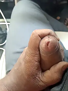 Snapshot of Kanna5115 chatting on March 6, 2026, 3:23 am Kanna5115 online show from March 6, 2026, 3:23 am