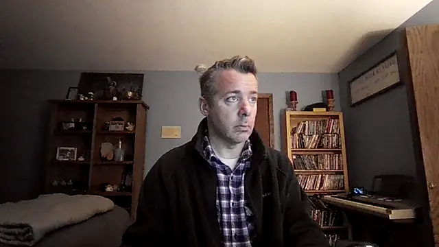 chrisw8140 online show from February 24, 2026, 4:46 am