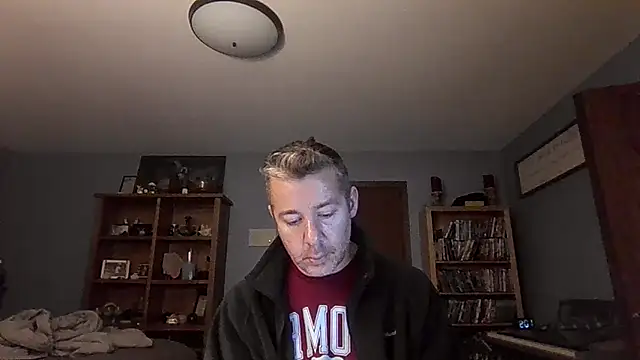 chrisw8140 online show from February 18, 2026, 2:02 pm