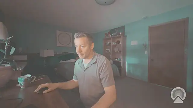 Snapshot of chrisw8140 chatting on May 26, 2026, 11:03 pm chrisw8140 online show from May 26, 2026, 11:03 pm
