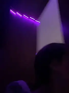 YoungLisaa18 online show from February 10, 2026, 7:57 pm