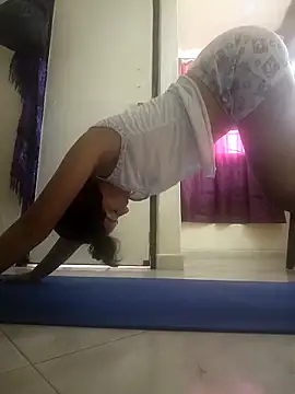 Qlotesexy online show from April 7, 2026, 2:30 pm