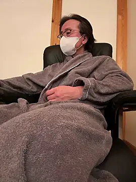 Snapshot of hiroshi-1964 chatting on February 11, 2026, 1:33 pm hiroshi-1964 online show from February 11, 2026, 1:33 pm