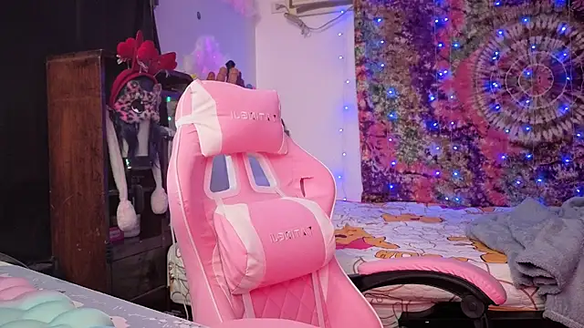 Snapshot of 25sweetlilbunny chatting on February 24, 2026, 4:13 am 25sweetlilbunny online show from February 24, 2026, 4:13 am