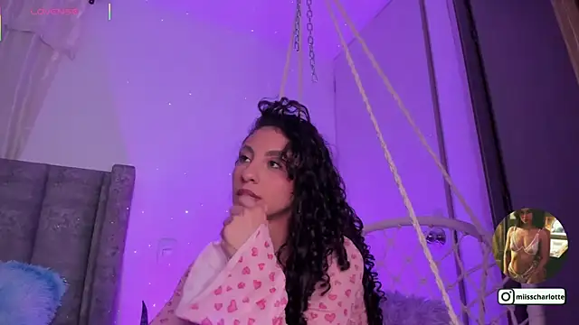 miss  charlotte7 online show from April 3, 2026, 12:50 am