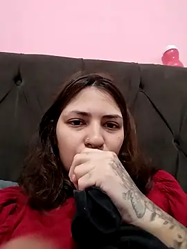 Snapshot of carazinho2128 chatting on February 25, 2026, 12:44 am carazinho2128 online show from February 25, 2026, 12:44 am