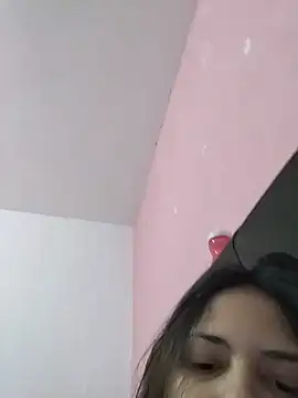 carazinho2128 online show from June 16, 2026, 11:49 pm