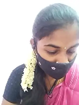 Snapshot of Tamil_Hot_RoyalQueen chatting on May 27, 2026, 3:14 am Tamil Hot RoyalQueen online show from May 27, 2026, 3:14 am