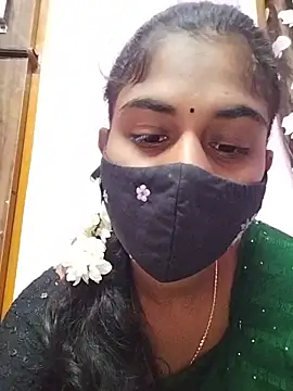 Snapshot of Tamil_Hot_RoyalQueen chatting on April 19, 2026, 6:21 pm Tamil Hot RoyalQueen online show from April 19, 2026, 6:21 pm