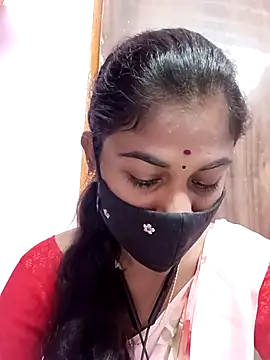 Snapshot of Tamil_Hot_RoyalQueen chatting on April 29, 2026, 11:14 am Tamil Hot RoyalQueen online show from April 29, 2026, 11:14 am