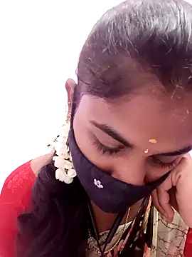 Snapshot of Tamil_Hot_RoyalQueen chatting on May 2, 2026, 3:28 pm Tamil Hot RoyalQueen online show from May 2, 2026, 3:28 pm
