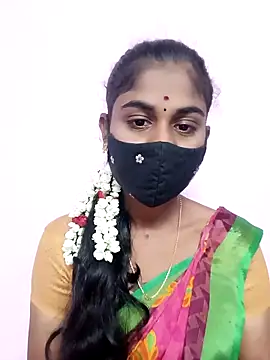 Snapshot of Tamil_Hot_RoyalQueen chatting on April 27, 2026, 3:54 pm Tamil Hot RoyalQueen online show from April 27, 2026, 3:54 pm