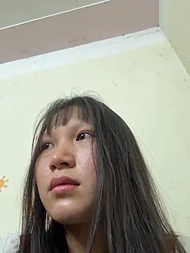 Charlotte-ee online show from March 15, 2026, 3:02 am