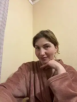 Snapshot of _Crystal_2 chatting on January 31, 2026, 9:24 pm Crystal 2 online show from January 31, 2026, 9:24 pm