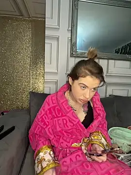 Snapshot of Demi_Lovex chatting on February 6, 2026, 7:37 am Demi Lovex online show from February 6, 2026, 7:37 am