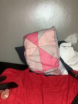 Snapshot of liztaylor chatting on February 3, 2026, 2:53 am liztaylor online show from February 3, 2026, 2:53 am