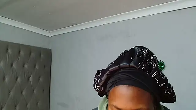 Snapshot of MelowD_2 chatting on May 22, 2026, 7:23 pm MelowD 2 online show from May 22, 2026, 7:23 pm