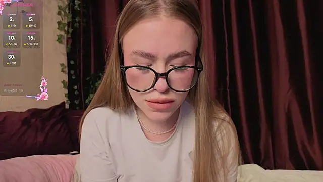 Snapshot of SunshineG1RL chatting on January 16, 2026, 2:54 pm SunshineG1RL online show from January 16, 2026, 2:54 pm