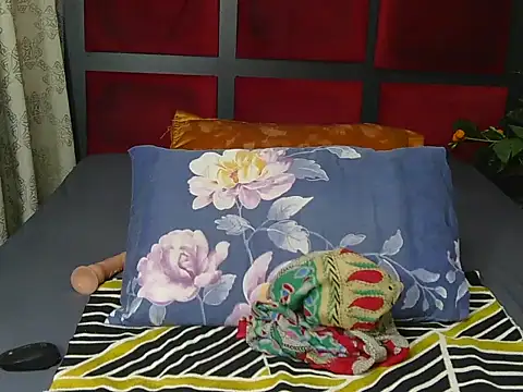 Snapshot of EbonySexySlim chatting on February 5, 2026, 5:58 am EbonySexySlim online show from February 5, 2026, 5:58 am