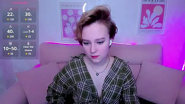 Ellie Heavenly online show from February 8, 2026, 1:47 am