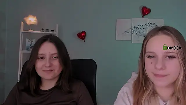 Snapshot of miles_candy chatting on February 17, 2026, 8:28 pm miles candy online show from February 17, 2026, 8:28 pm