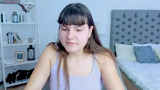 Snapshot of Miss__Poly chatting on February 8, 2026, 1:42 pm Miss Poly online show from February 8, 2026, 1:42 pm