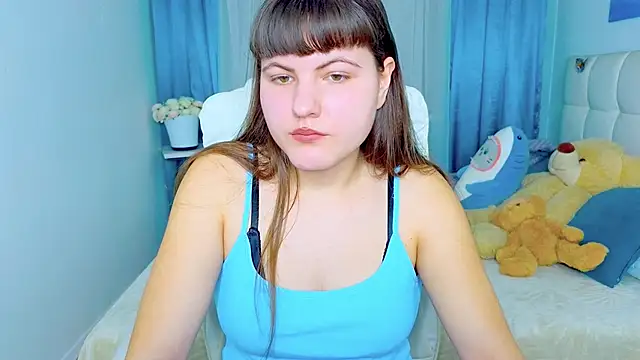 Snapshot of Miss__Poly chatting on February 14, 2026, 9:42 am Miss Poly online show from February 14, 2026, 9:42 am