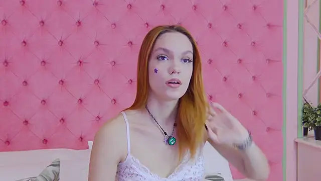 Snapshot of AvaLarson chatting on February 17, 2026, 12:46 pm AvaLarson online show from February 17, 2026, 12:46 pm