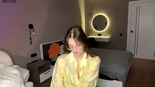 Snapshot of ChrisAmott chatting on March 31, 2026, 4:20 pm ChrisAmott online show from March 31, 2026, 4:20 pm