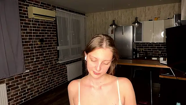 Snapshot of ChrisAmott chatting on March 20, 2026, 4:19 pm ChrisAmott online show from March 20, 2026, 4:19 pm