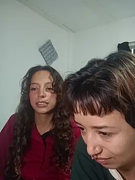 AlexxaAndRileyy online show from May 31, 2026, 6:09 pm