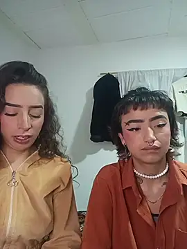 AlexxaAndRileyy online show from May 24, 2026, 8:53 pm