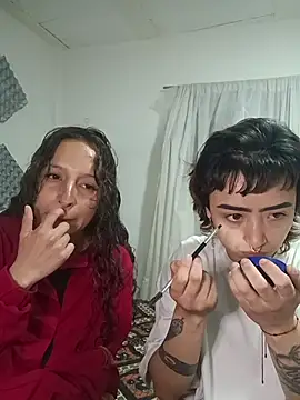 AlexxaAndRileyy online show from May 27, 2026, 4:14 pm