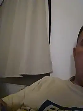 Snapshot of Pavelrtw1 chatting on May 26, 2026, 12:31 am Pavelrtw1 online show from May 26, 2026, 12:31 am