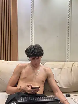 noahx valko online show from February 18, 2026, 5:27 am